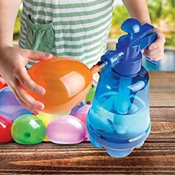 Discovery Water Balloon Pump with 250 Balloons Included - 3 in 1 Air Inflator - Picture 6 of 7